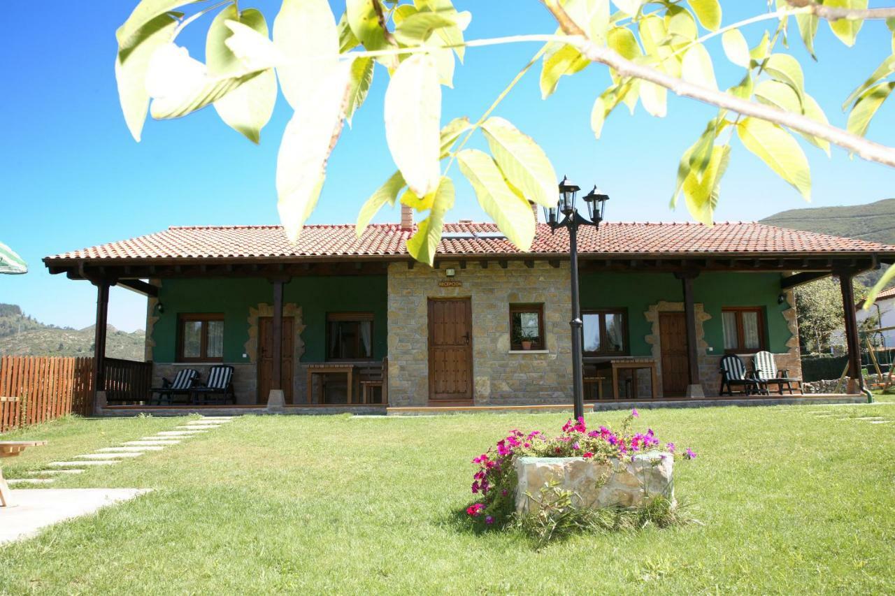 Coviellador Cangas De Onis Affittacamere Esterno foto
