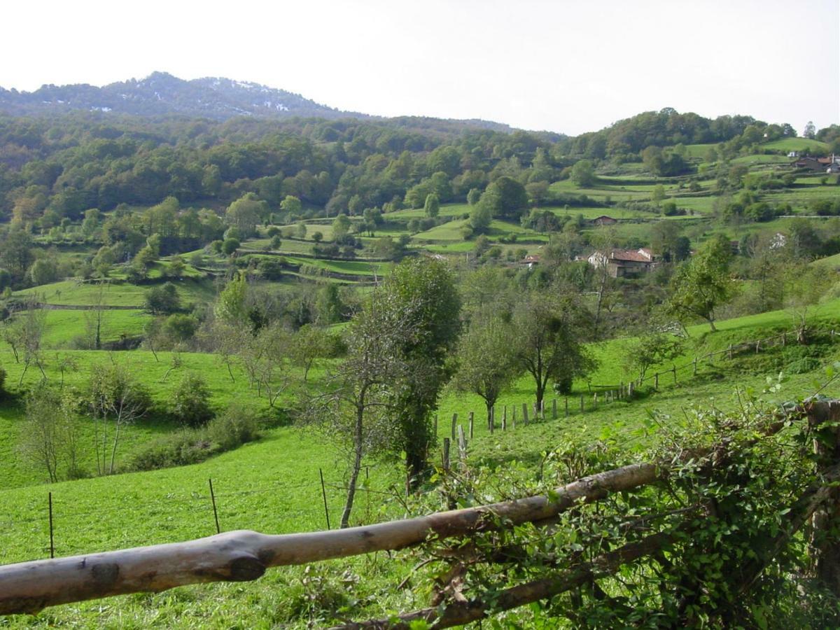 Coviellador Cangas De Onis Affittacamere Esterno foto